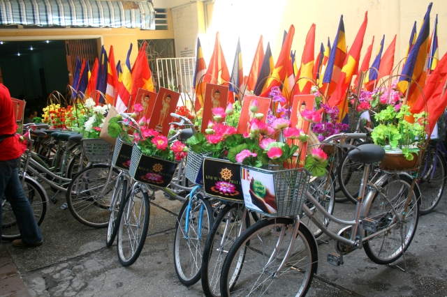 TP. HCM: Ban đại diện Phật giáo Q10 tổ chức lễ Phật đản PL. 2556 - DL. 2012