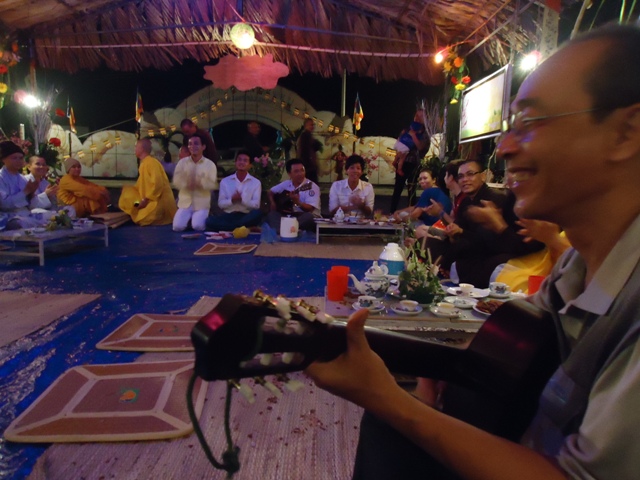 Nét đẹp của lễ họp mặt