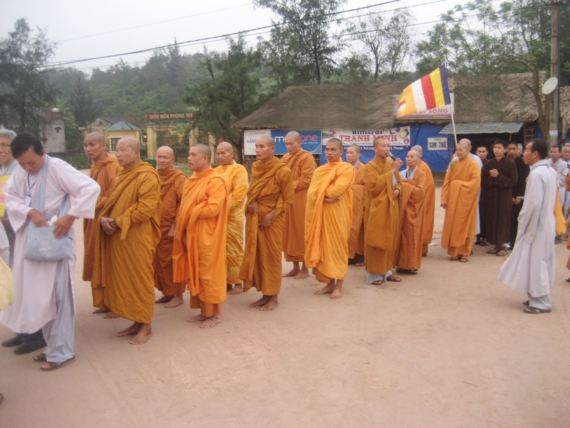 Hà Tĩnh:  Đoàn hành hương chùa Giác Hạnh cầu nguyện quốc thái dân an
