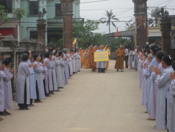 Hà Tĩnh:  Đoàn hành hương chùa Giác Hạnh cầu nguyện quốc thái dân an