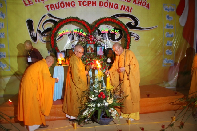 Nét đẹp của lễ họp mặt