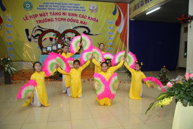 Nét đẹp của lễ họp mặt