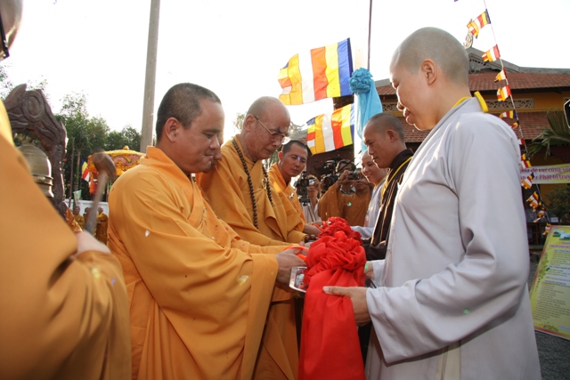 Nét đẹp của lễ họp mặt