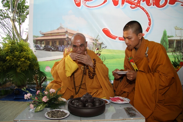 Nét đẹp của lễ họp mặt