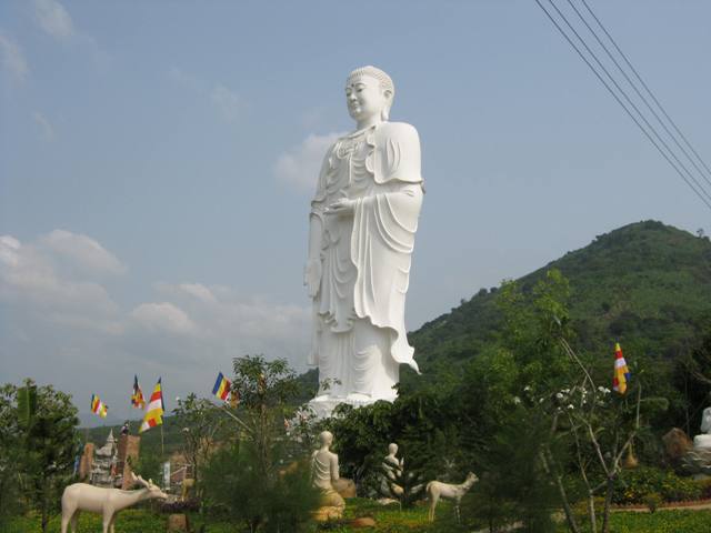 Đại lễ Khánh thành và an vị tượng Phật A Di Đà lộ thiên