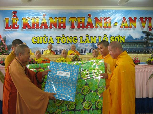 Đại lễ Khánh thành và an vị tượng Phật A Di Đà lộ thiên