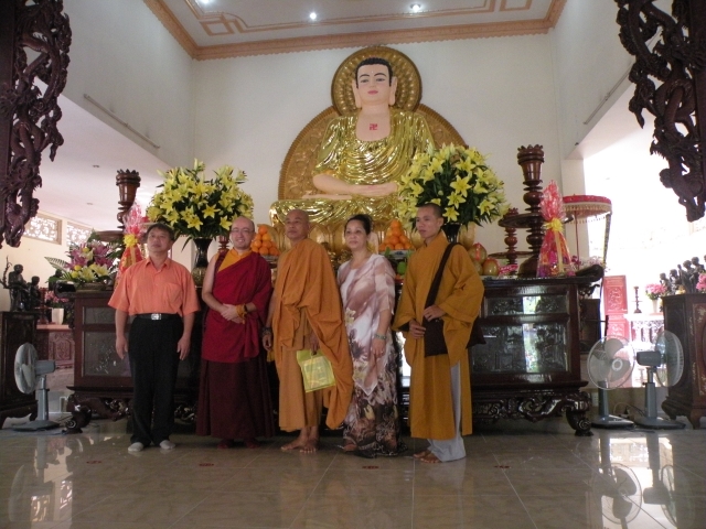 Việt Nam - Tương lai một đạo Phật ?