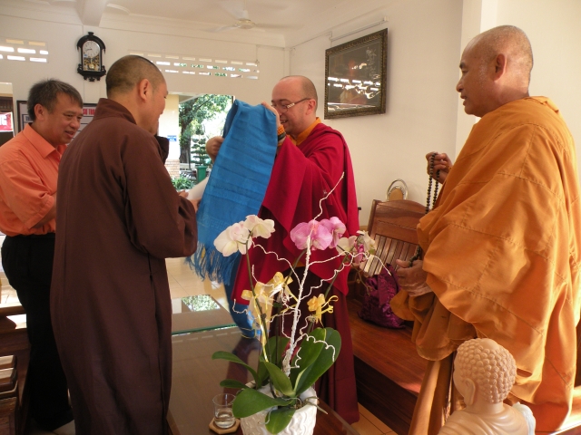 Việt Nam - Tương lai một đạo Phật ?