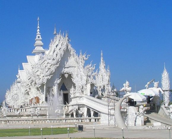 Đền Wat Rong Khun – Kiệt tác kiến trúc Thái Lan đương đại