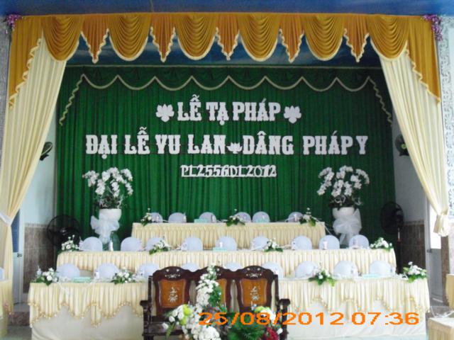 Bình Dương: Lễ tạ pháp - dâng y tại Tây Thiên tự