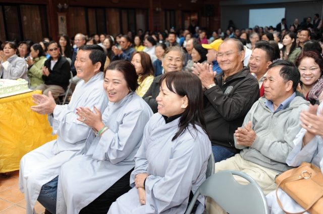 Đại lễ Phật Đản tại tu viện Kim Sơn - Ngôi tòng lâm danh tiếng tại Hoa Kỳ