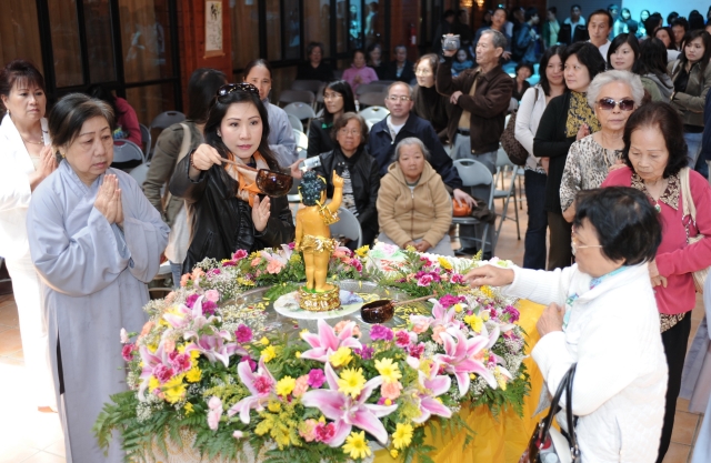 Đại lễ Phật Đản tại tu viện Kim Sơn - Ngôi tòng lâm danh tiếng tại Hoa Kỳ