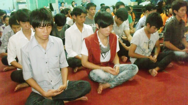 CLB Nhân Sinh tổ chức Thiền tập – Pháp thoại cho Thí sinh