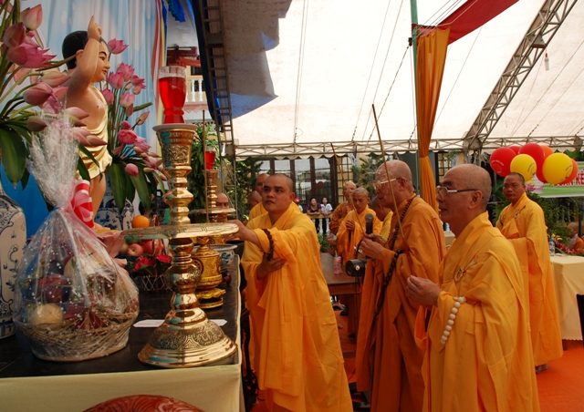 Đại lễ Phật đản Pl: 2556 tại Tổ Đình Phước Viên