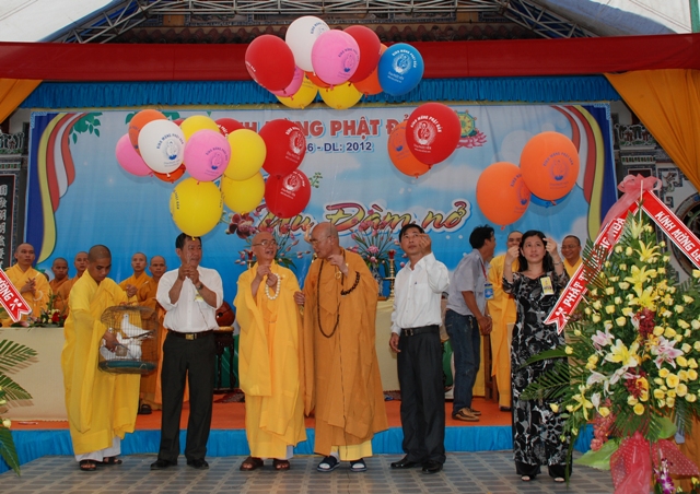 Đại lễ Phật đản Pl: 2556 tại Tổ Đình Phước Viên