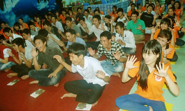 CLB Nhân Sinh tổ chức Thiền tập – Pháp thoại cho Thí sinh