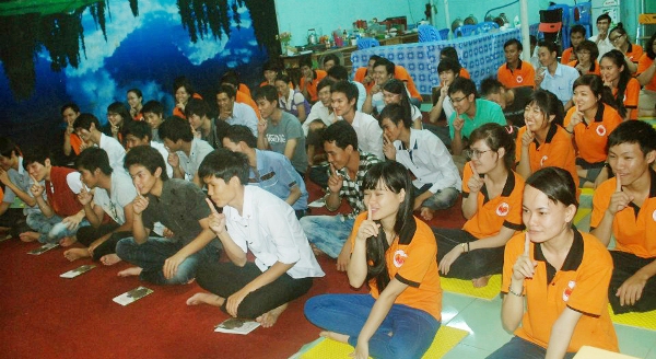 CLB Nhân Sinh tổ chức Thiền tập – Pháp thoại cho Thí sinh