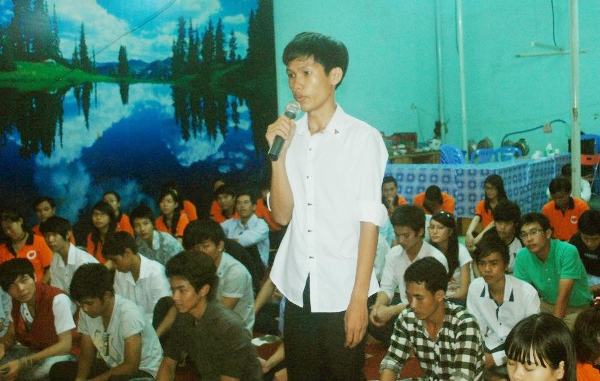 CLB Nhân Sinh tổ chức Thiền tập – Pháp thoại cho Thí sinh