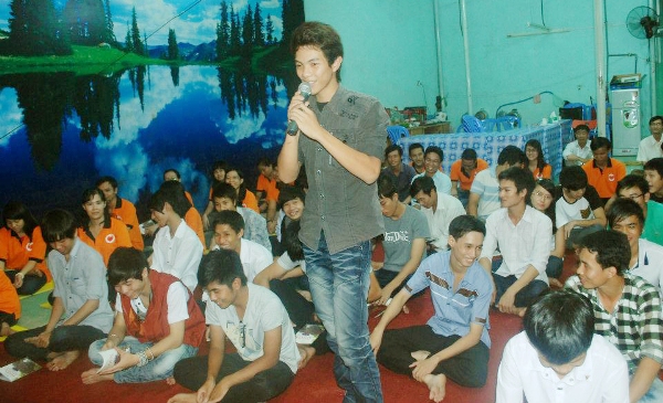 CLB Nhân Sinh tổ chức Thiền tập – Pháp thoại cho Thí sinh