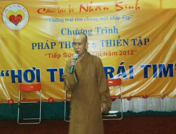 CLB Nhân Sinh tổ chức Thiền tập – Pháp thoại cho Thí sinh