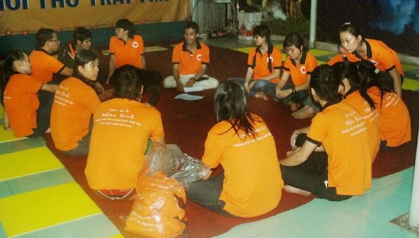 CLB Nhân Sinh tổ chức Thiền tập – Pháp thoại cho Thí sinh