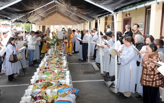 Chùa Phổ Từ, Hayward, California tổ chức lễ Vu Lan Báo Hiếu 2012