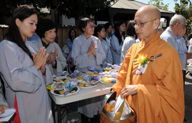 Đại lễ Vu Lan tạ trung tâm văn hóa Phật giáo - chùa Liễu Quán - San Jose, California, Hoa Kỳ