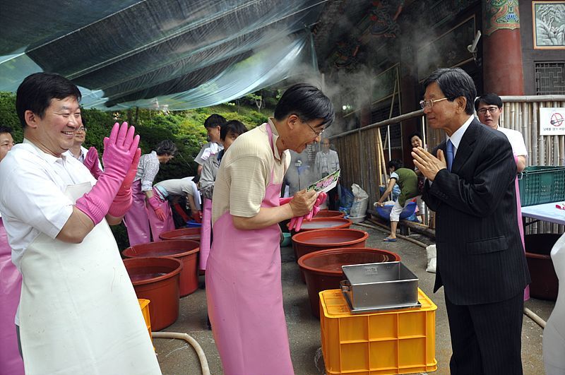 Hàn Quốc : Chùa Phụng Ân Phúc lợi Y tế xã hội chuẩn bị Lễ tắm Phật