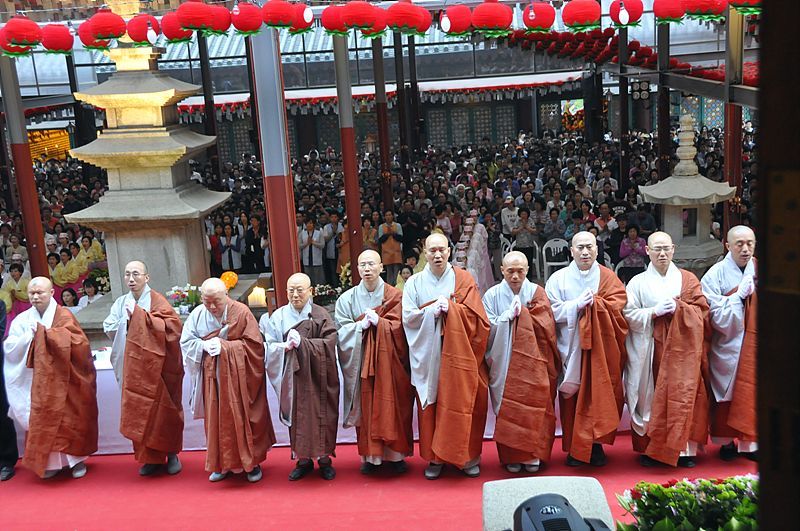 Hàn Quốc : Chùa Phụng Ân Phúc lợi Y tế xã hội chuẩn bị Lễ tắm Phật