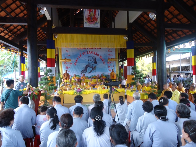 Đại Lễ Vu Lan - Trai đàn Giản oan Bạt độ Chùa Thiên Ân