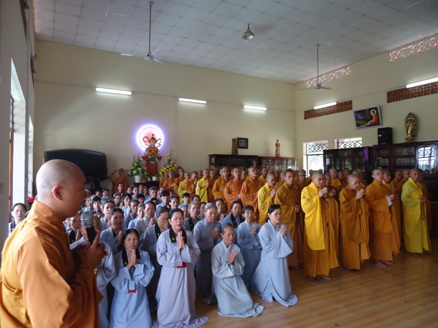 Tự tứ - Mãn hạ PL: 2556 tại trường TCPH Đồng Nai