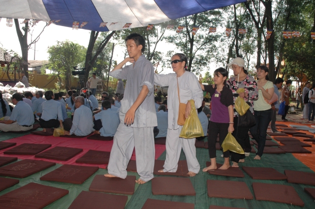 Bình Dương: Ngày tu An Lạc dành cho người khiếm thị tại Thiên Quang Ni Tự