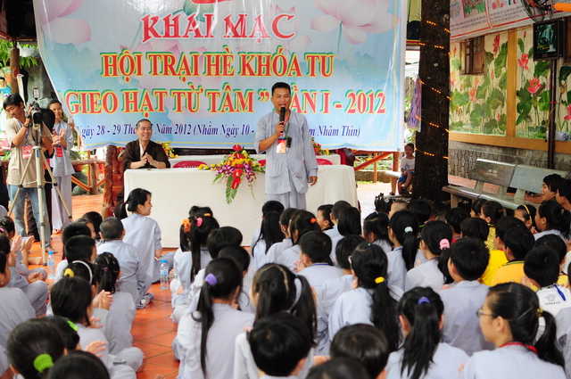 Đồng Nai: Chùm ảnh các hoạt động ngày đầu tiên tại khóa tu mùa hè chùa Thiên Chánh và Huyền Trang
