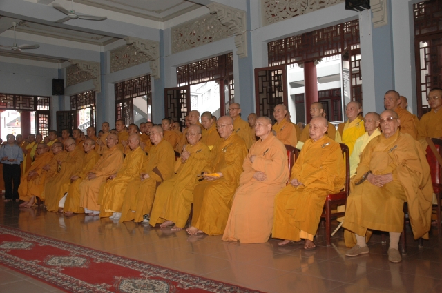 Lễ Tưởng Niệm 49 Năm Bồ Tát Thích Quảng Đức Vị Pháp Thiêu Thân (20/04/1963 - 20/04/2012 ÂL)