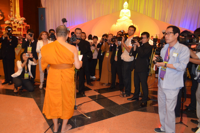 Một số hình ảnh bên lề Hội nghị Vesak - 2012 tại Thái Lan