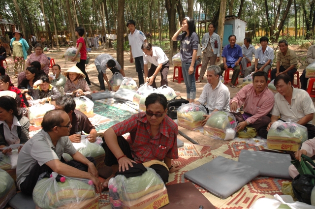 Bình Dương: Ngày tu An Lạc dành cho người khiếm thị tại Thiên Quang Ni Tự