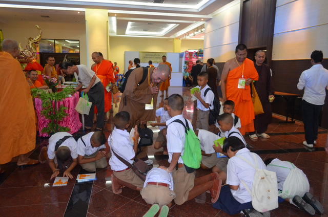 Một số hình ảnh bên lề Hội nghị Vesak - 2012 tại Thái Lan