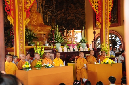Khai mạc khóa tu mùa hè Hương Sen Mùa Hạ lần III- 2012 tại chùa Hoa Khai