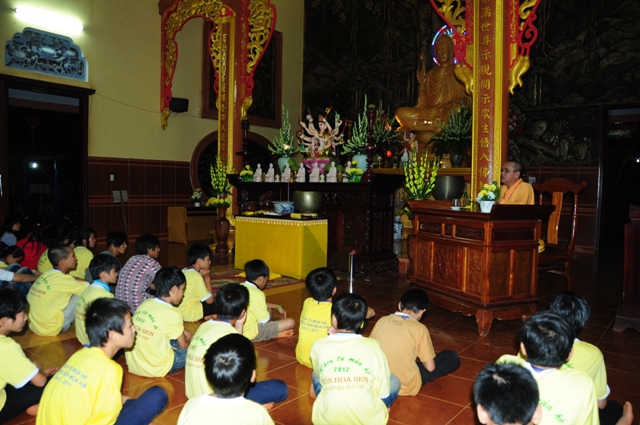 Nhật ký ngày thứ 2 khóa tu Hương Sen Mùa Hạ tại chùa Hoa Khai