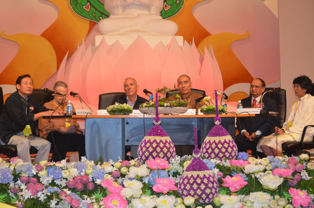 Một số hình ảnh bên lề Hội nghị Vesak - 2012 tại Thái Lan