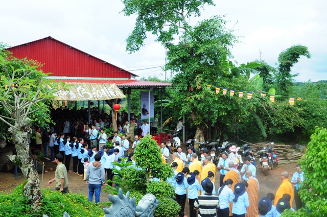 Đại lễ Báo Ân tại chùa Hoa Khai