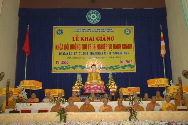 Khóa bồi dưỡng Trụ Trì và nghiệp vụ hành chính tỉnh Bình Dương Năm 2012