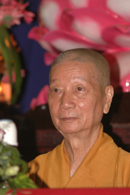 Bình Dương: 	 Bế Giảng Khóa Bồi Dưỡng Trụ Trì Và Nghiệp Vụ Hành Chính