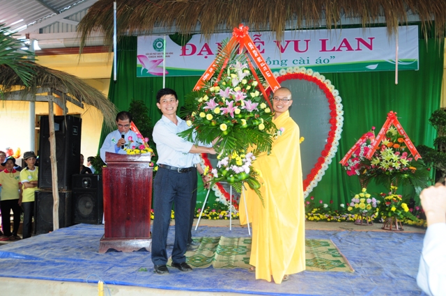 Đại lễ Báo Ân tại chùa Hoa Khai