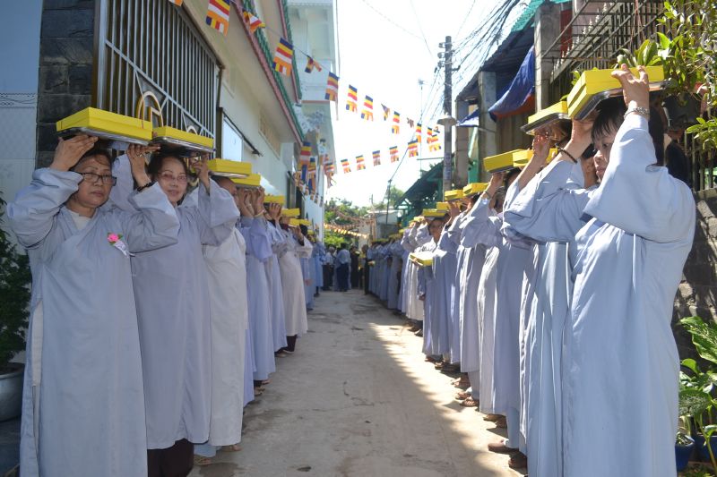 Hóc Môn: Lễ Vu Lan, Tưởng niệm ân sư và Dâng pháp y tại chùa Phước Trí