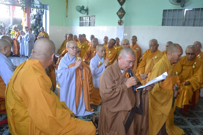 Hóc Môn: Lễ Vu Lan, Tưởng niệm ân sư và Dâng pháp y tại chùa Phước Trí