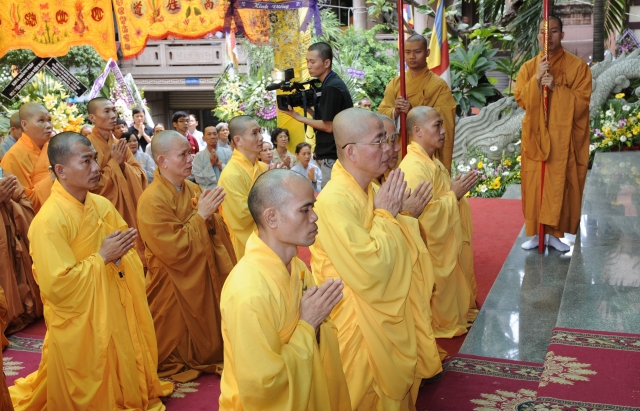 Chùm ảnh: Lễ cung tiến giác linh trưởng lão hòa thượng Thích Minh Châu ngày 05-09-2012