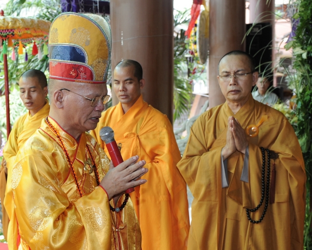 Chùm ảnh: Lễ cung tiến giác linh trưởng lão hòa thượng Thích Minh Châu ngày 05-09-2012