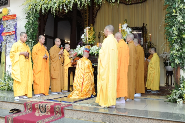 Chùm ảnh: Lễ cung tiến giác linh trưởng lão hòa thượng Thích Minh Châu ngày 05-09-2012