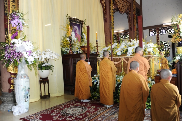 Chùm ảnh: Lễ cung tiến giác linh trưởng lão hòa thượng Thích Minh Châu ngày 05-09-2012